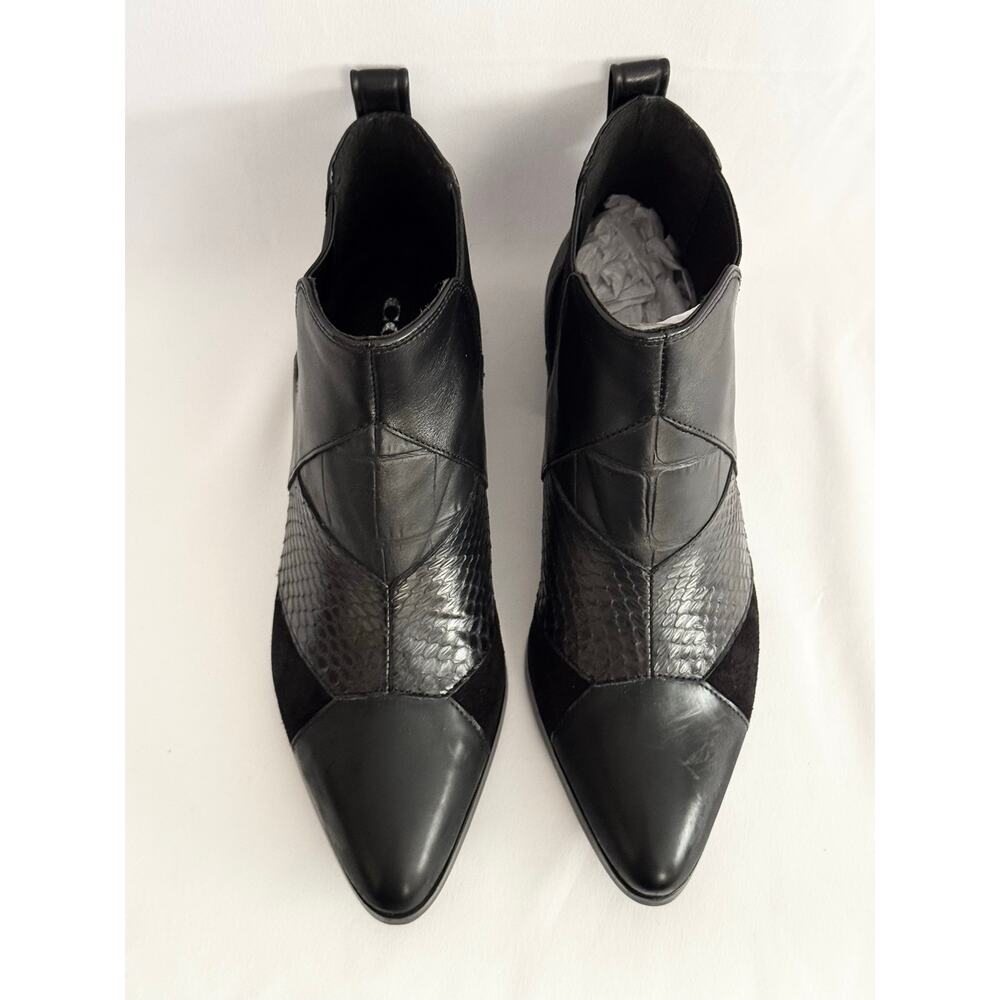 Coach Suffolk Patchwork Leather Ankle Boots Black 7.5 Chelsea NIB - Picture 7 of 14